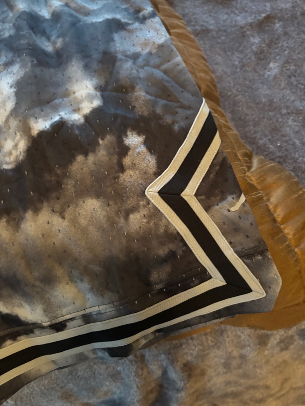 Jordan Black and White Tie-Dye Basketball Shorts with Contrast Hem - Picture 7 of 12